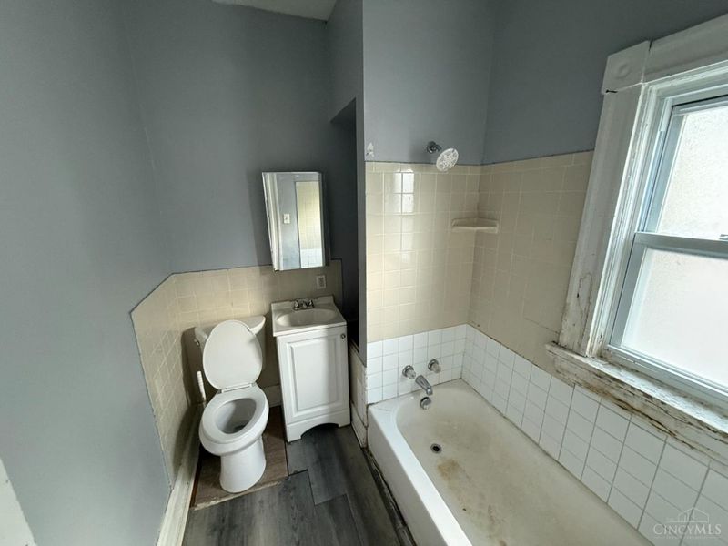 3533 Evanston Avenue, Cincinnati, OH 45207 Photo 8