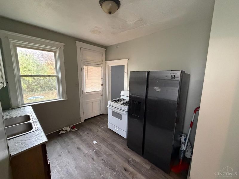 3514 Bevis Avenue, Cincinnati, OH 45207 Photo 6