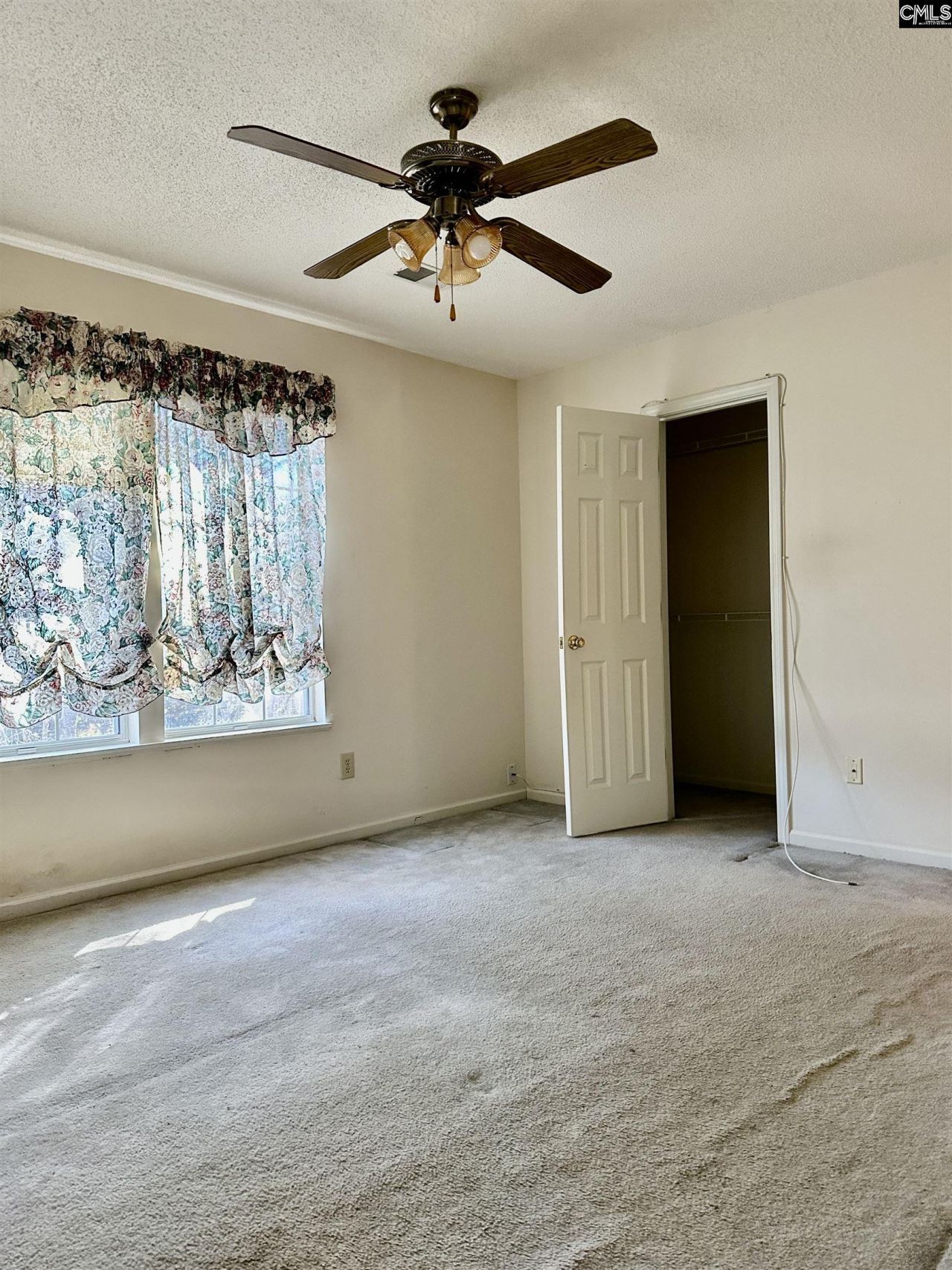 209 Maple Tree Court Photo 11