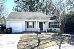 209 Maple Tree Court photo 4