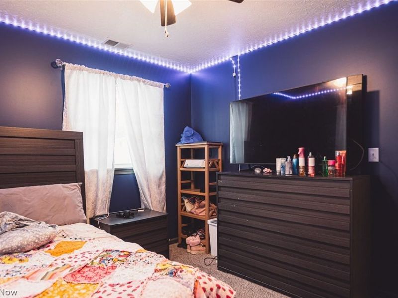 644 Chapel Lane, Campbell, OH 44405 Photo 16