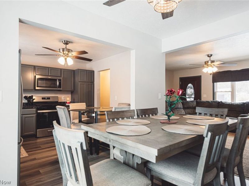 644 Chapel Lane, Campbell, OH 44405 Photo 5