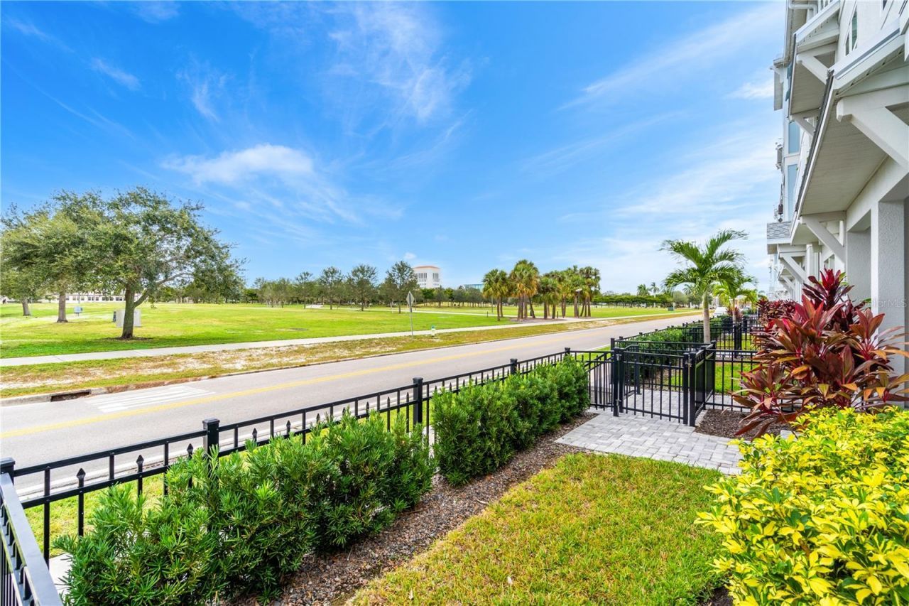 421 Gowdy Road, Sarasota, FL 34237 Photo