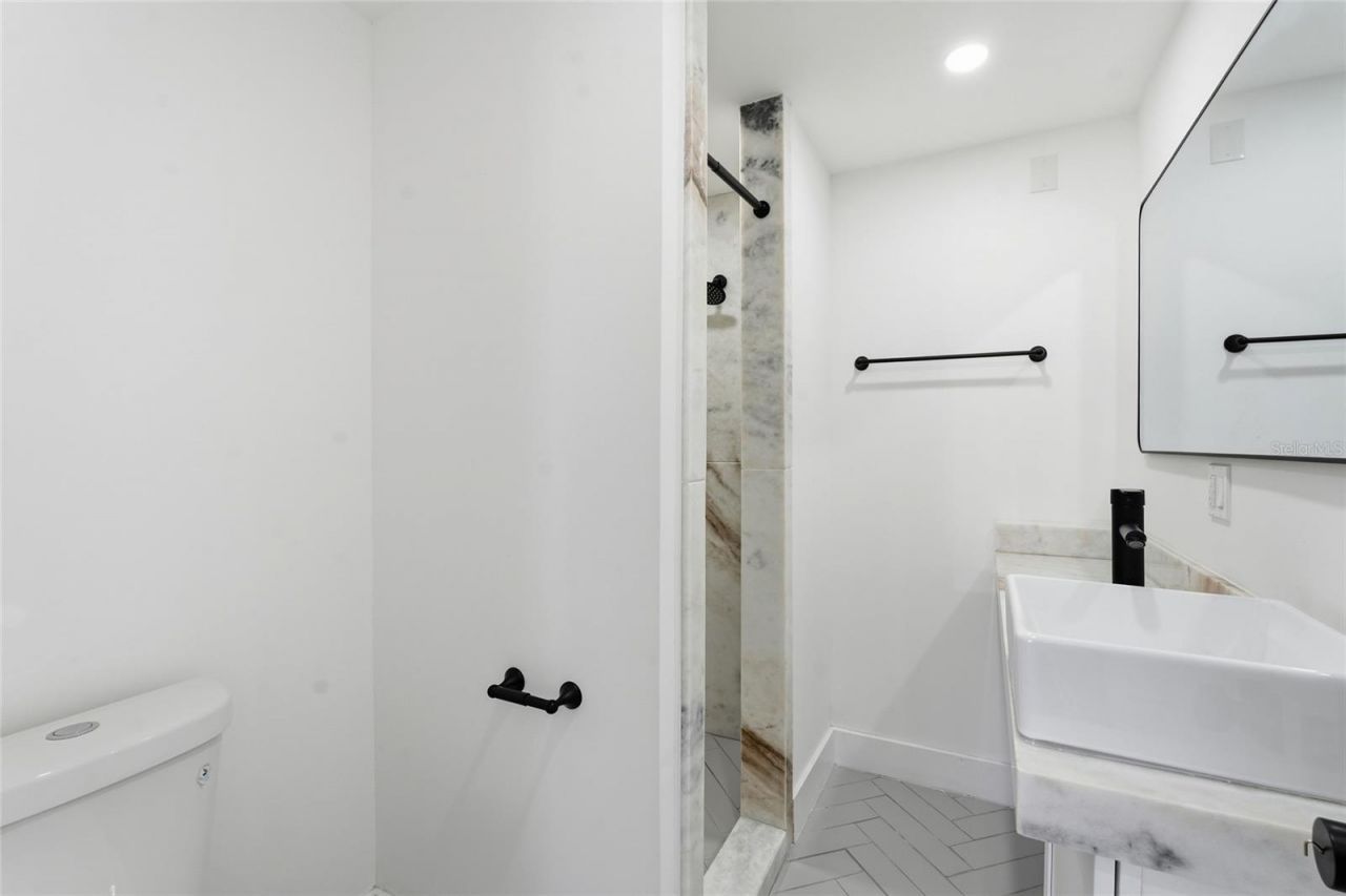 326 6th Avenue N, Unit 101, Saint Petersburg, FL 33701 Photo