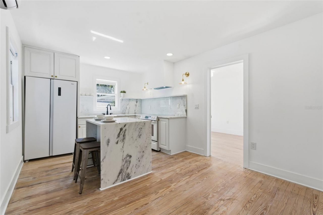 326 6th Avenue N, Unit 101, Saint Petersburg, FL 33701 Photo