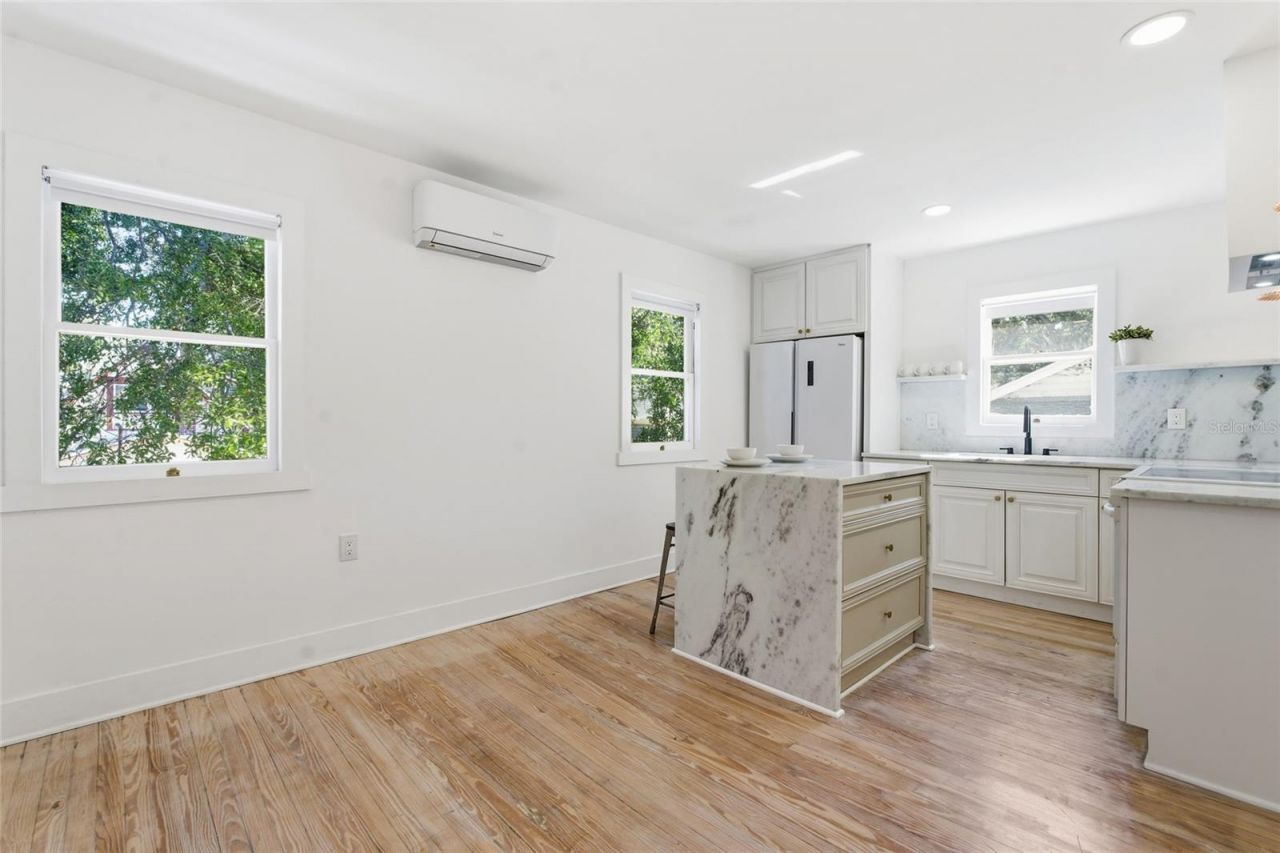 326 6th Avenue N, Unit 101, Saint Petersburg, FL 33701 Photo