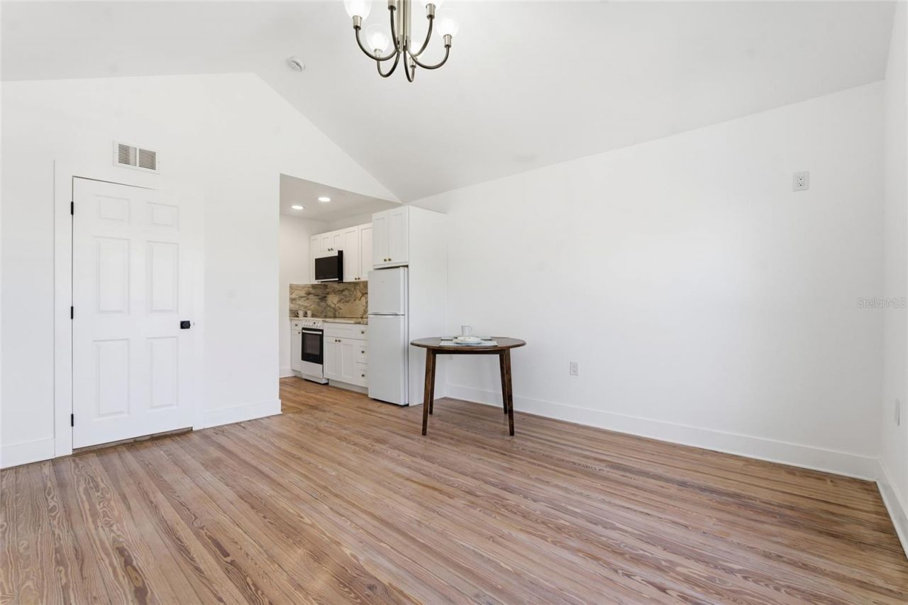 326 6th Avenue N, Unit 101, Saint Petersburg, FL 33701 Photo