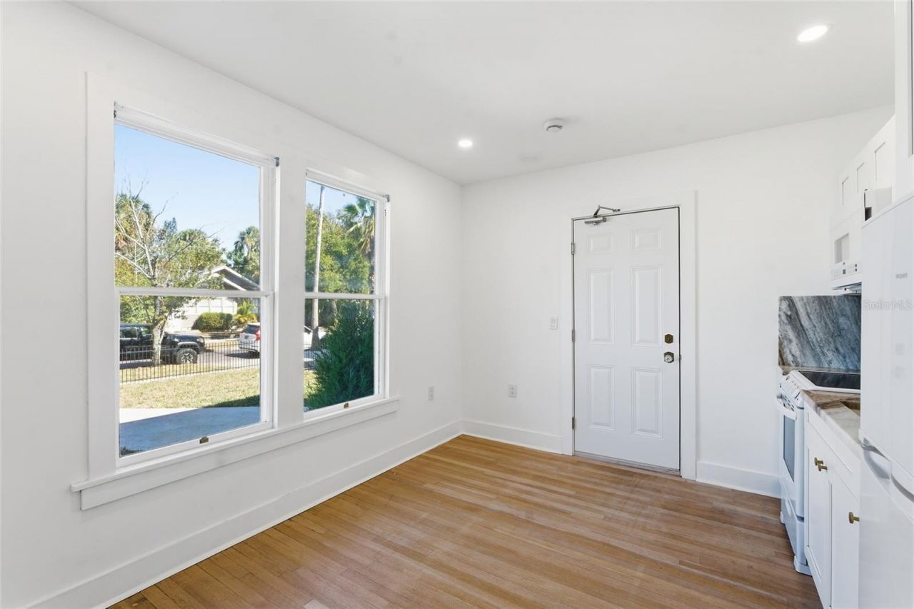 326 6th Avenue N, Unit 101, Saint Petersburg, FL 33701 Photo