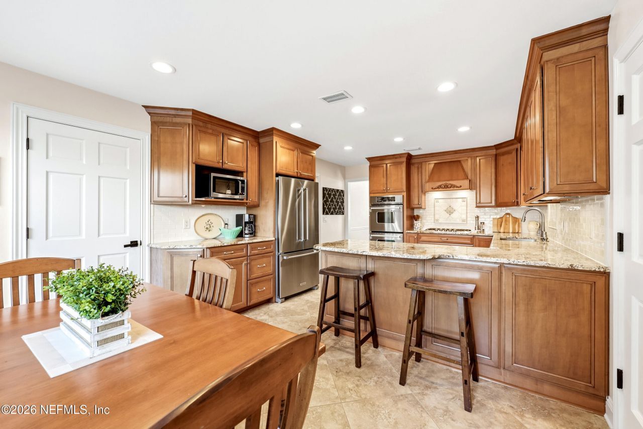 3507 Hidden Lake Drive W, Jacksonville, FL 32216 Photo