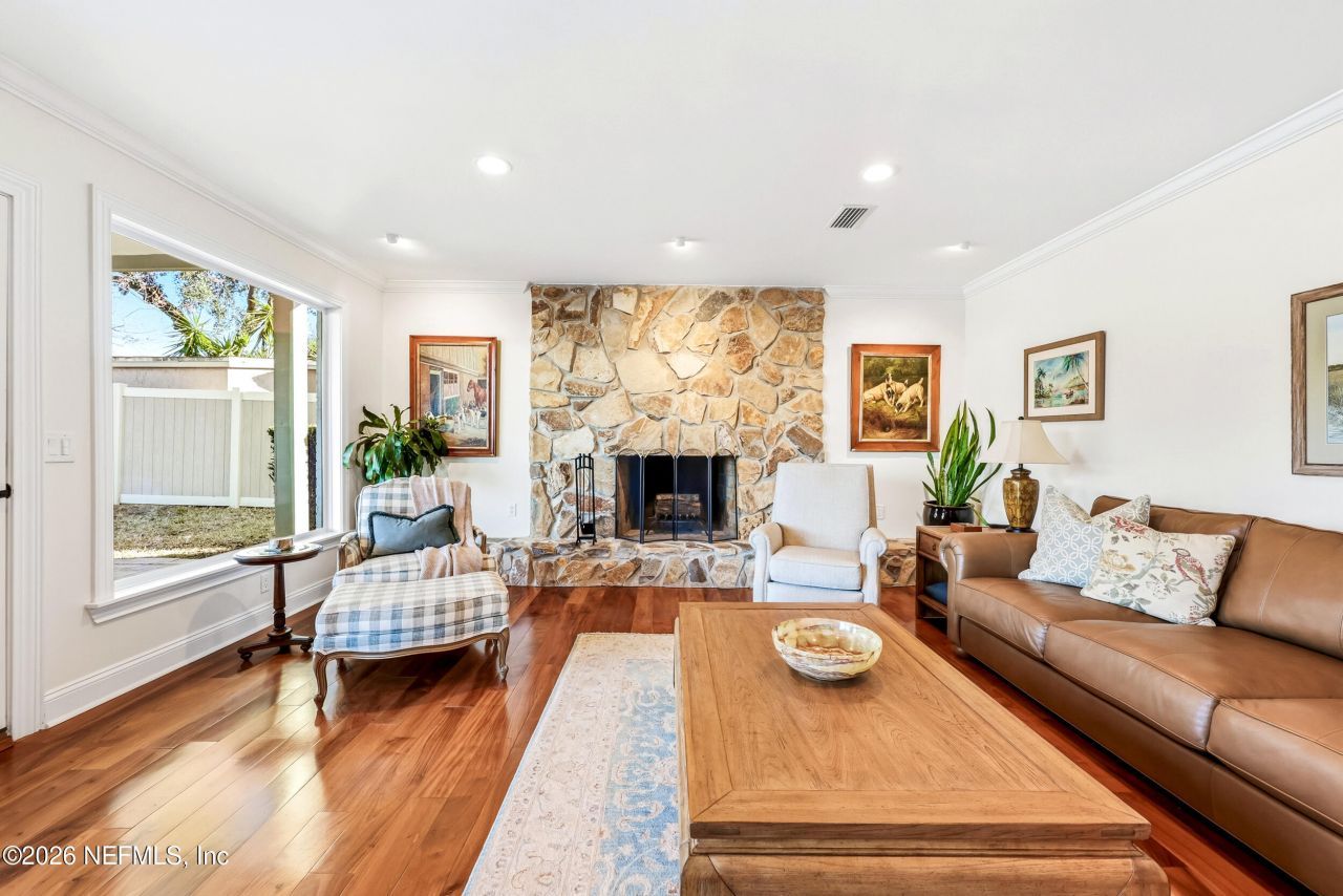 3507 Hidden Lake Drive W, Jacksonville, FL 32216 Photo