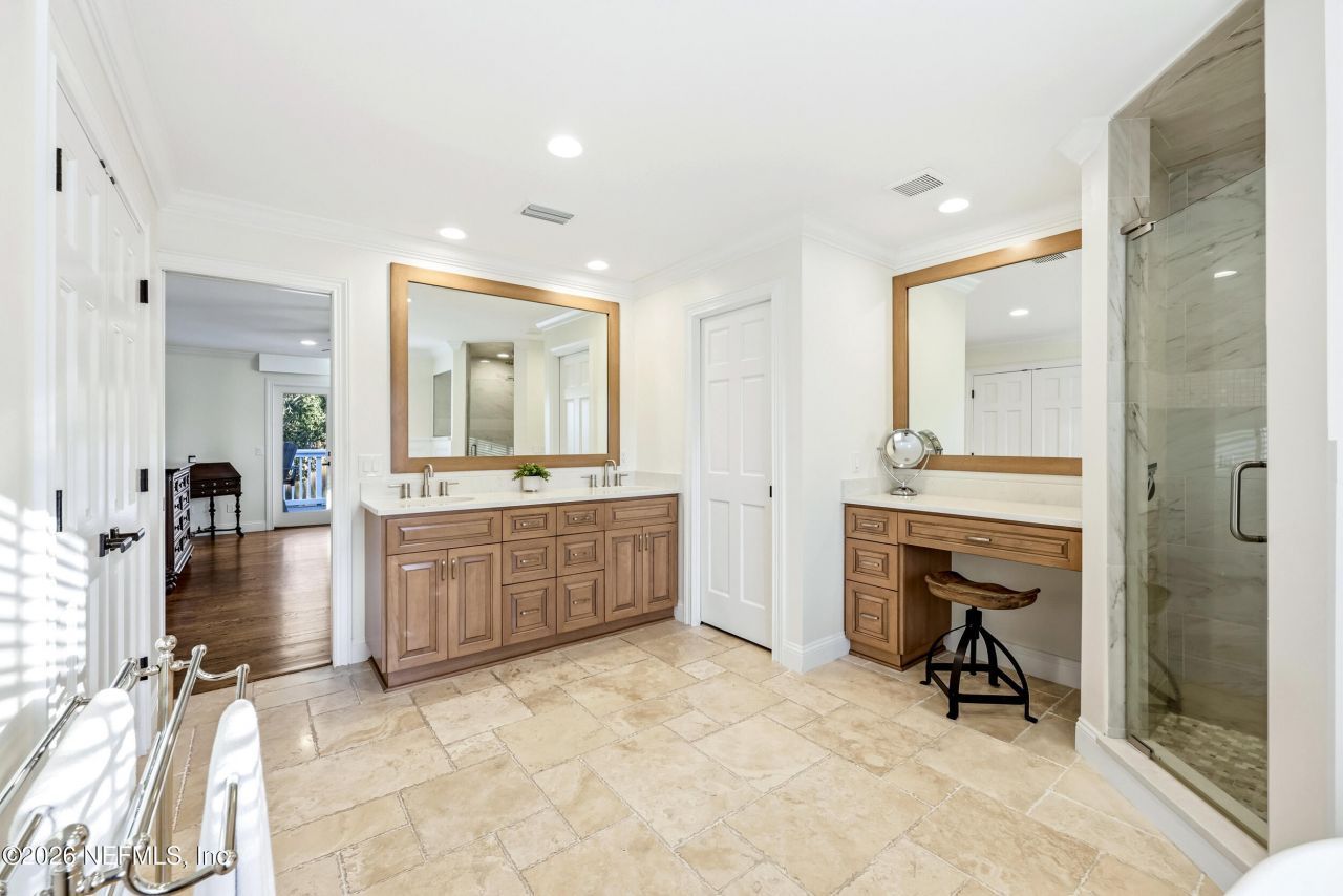 3507 Hidden Lake Drive W, Jacksonville, FL 32216 Photo