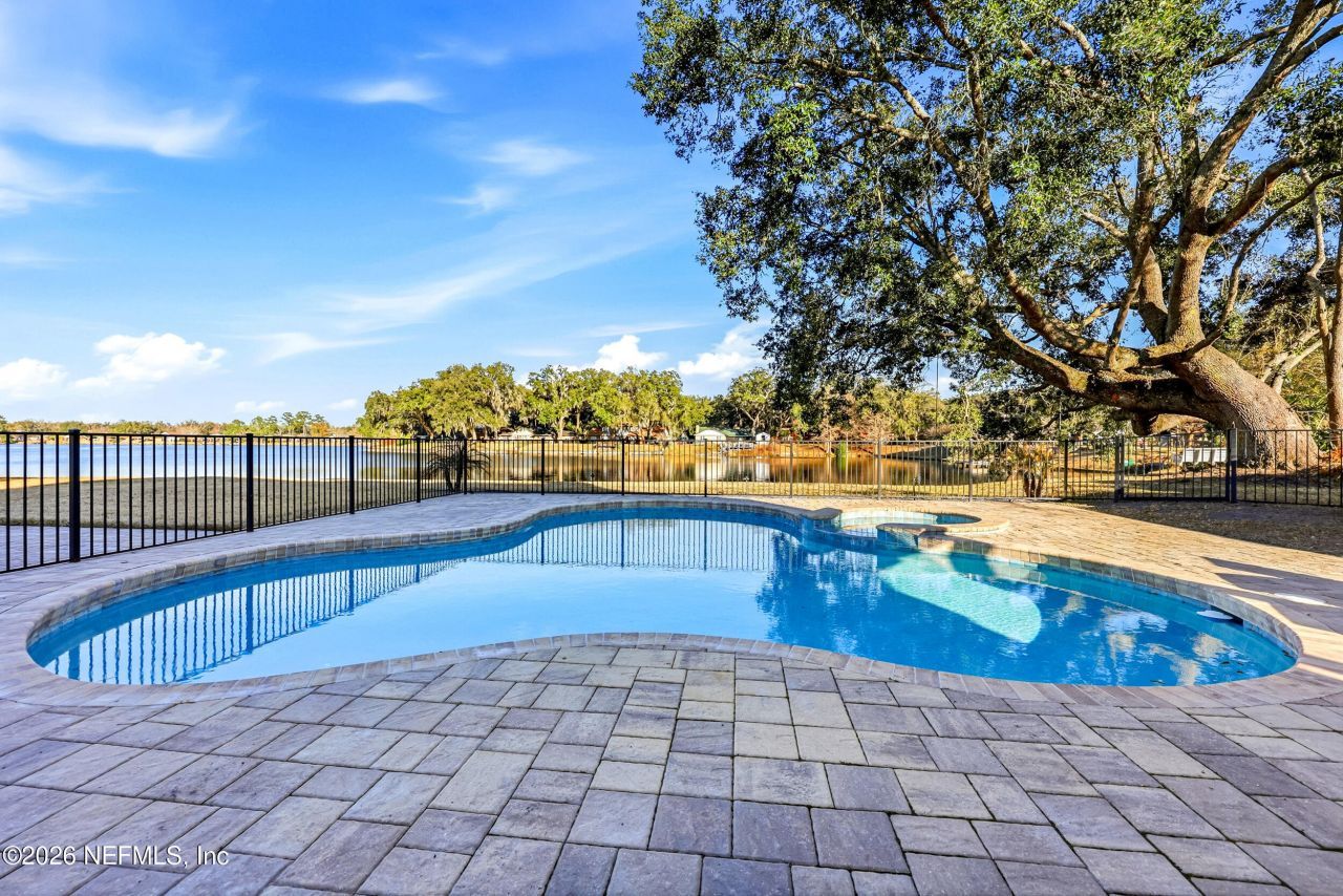 3507 Hidden Lake Drive W, Jacksonville, FL 32216 Photo