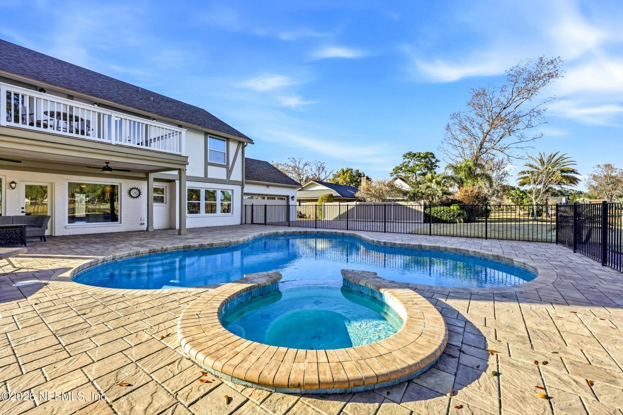 3507 Hidden Lake Drive W, Jacksonville, FL 32216 Photo