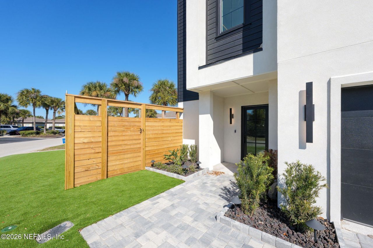 2659 Almonaster Street, Jacksonville Beach, FL 32250 Photo
