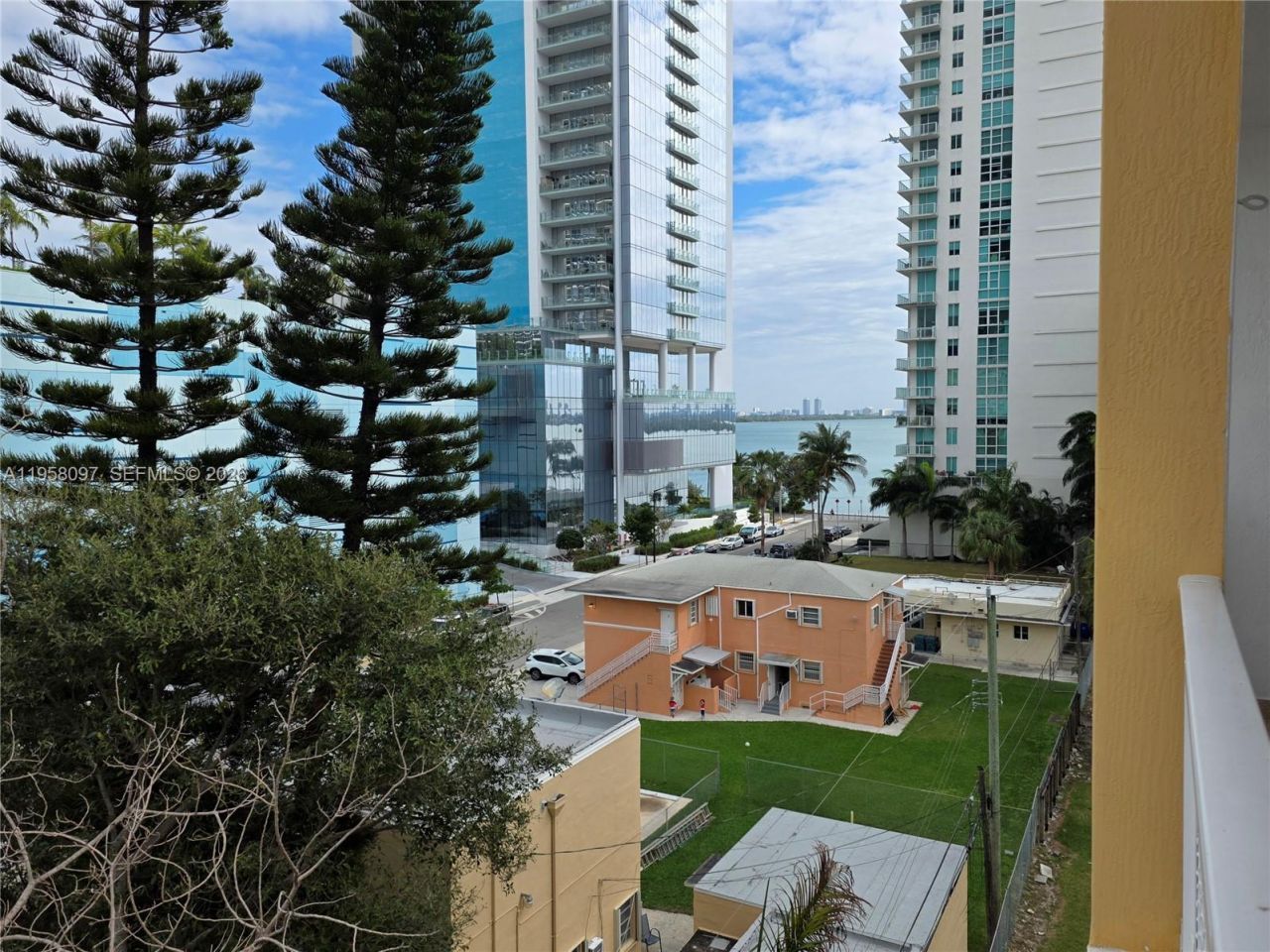 471 NE 25th St, Unit 601, Miami, FL 33137 Photo