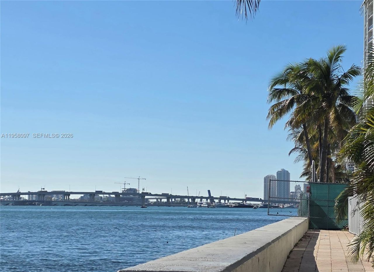 471 NE 25th St, Unit 601, Miami, FL 33137 Photo