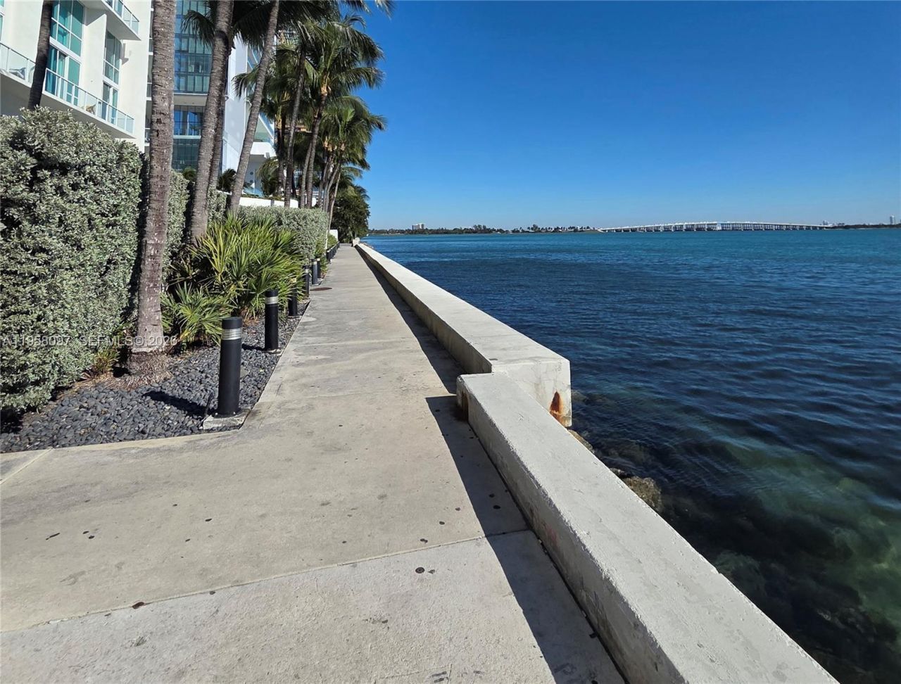 471 NE 25th St, Unit 601, Miami, FL 33137 Photo