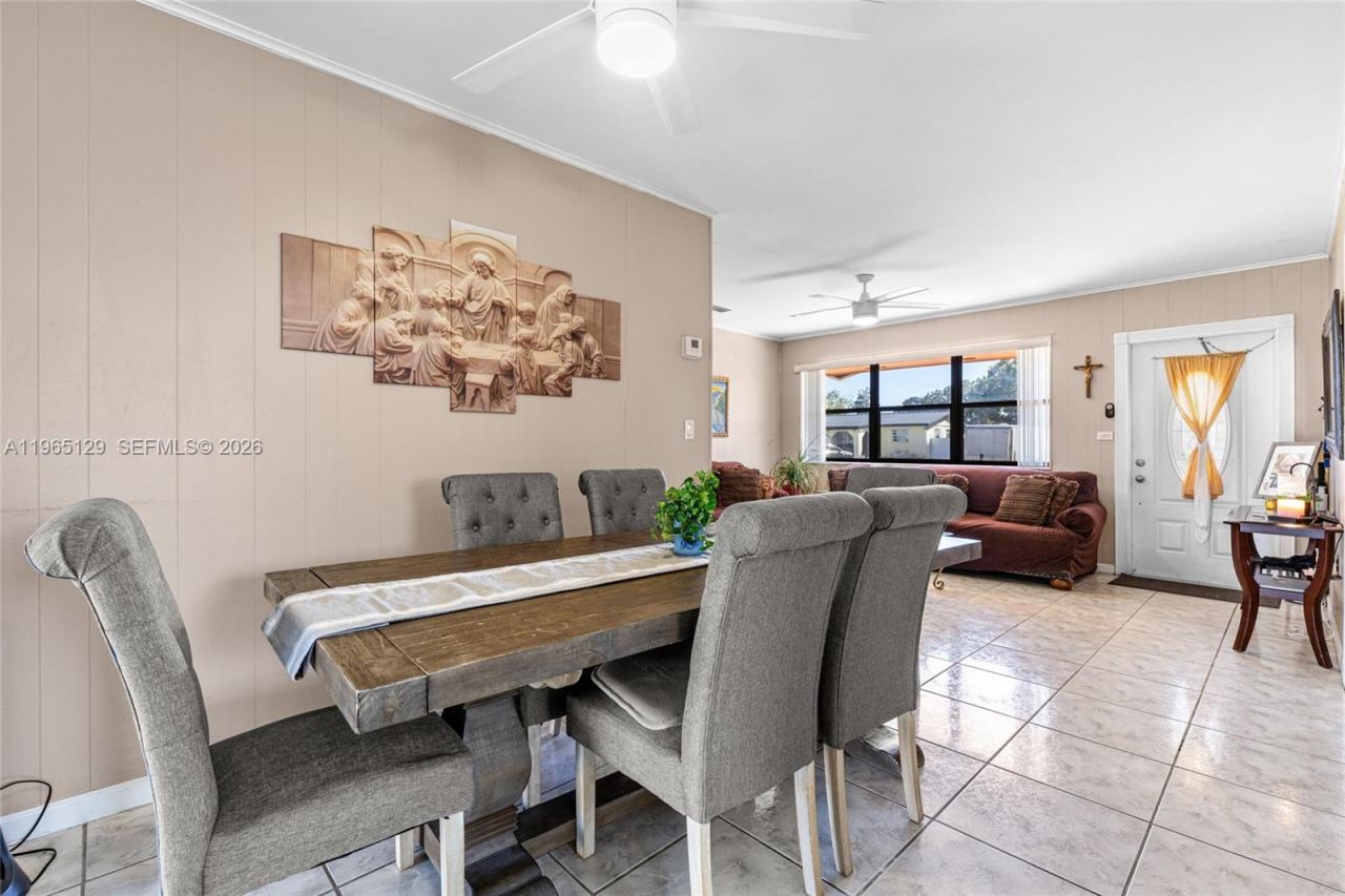 11845 SW 203rd Ter, Miami, FL 33177 Photo