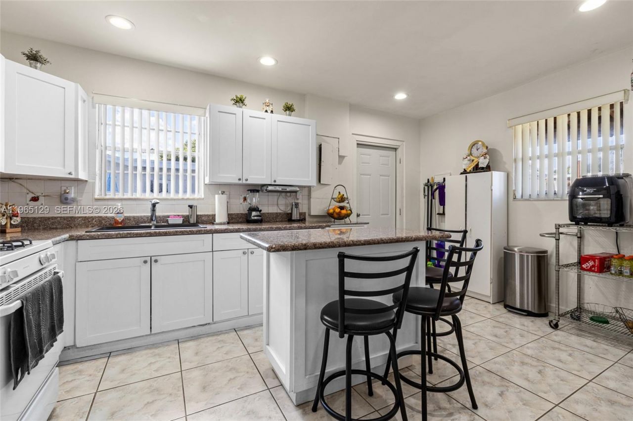 11845 SW 203rd Ter, Miami, FL 33177 Photo