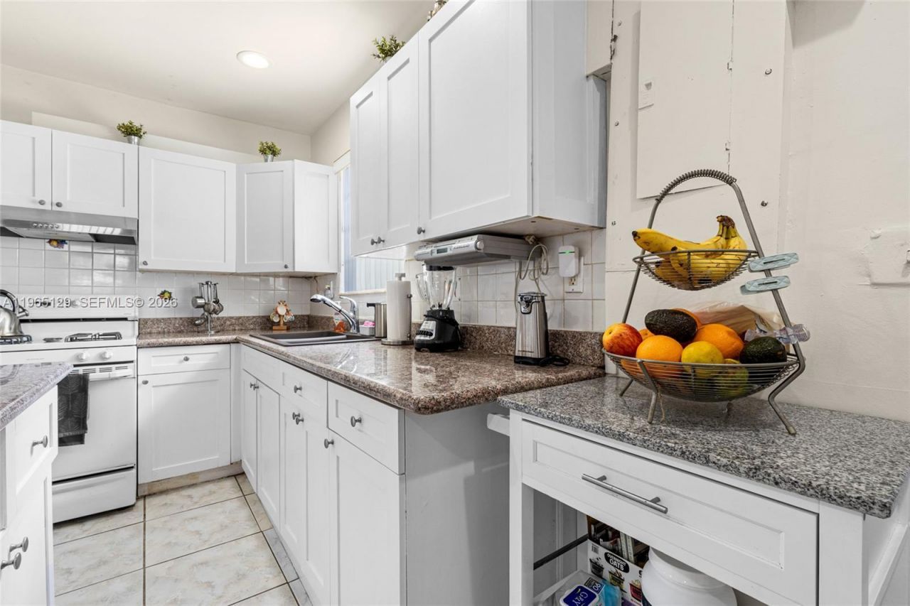 11845 SW 203rd Ter, Miami, FL 33177 Photo