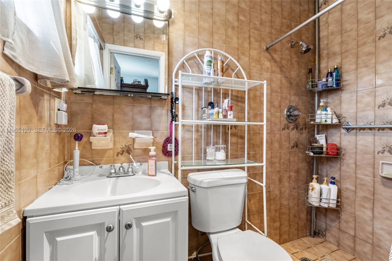 11845 SW 203rd Ter, Miami, FL 33177 Photo