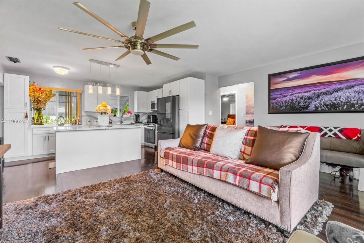 3201 Abbott Ln , Hollywood, FL 33021 Photo