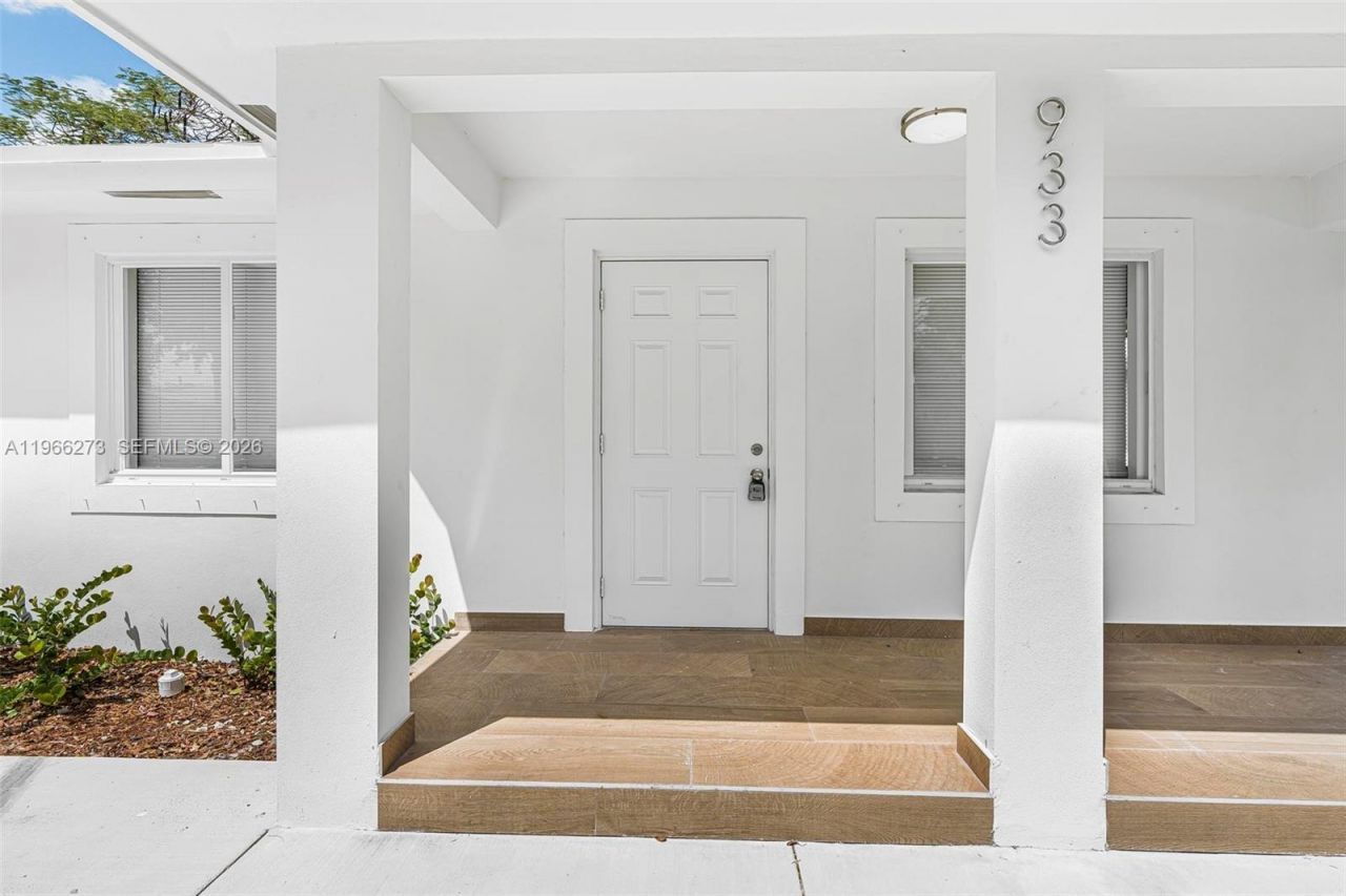 933 NW 50th St , Miami, FL 33127 Photo