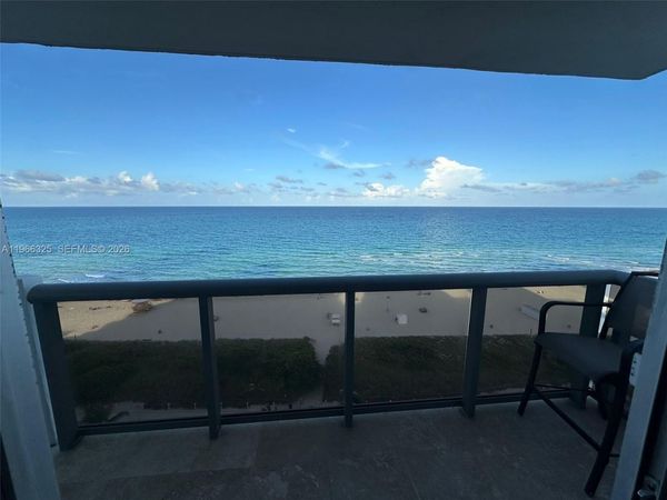 6039 Collins Ave , Unit 1517, Miami Beach, FL 33140