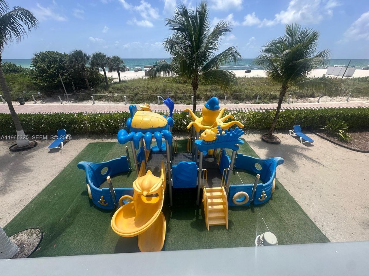 6039 Collins Ave , Unit 1517, Miami Beach, FL 33140 Photo