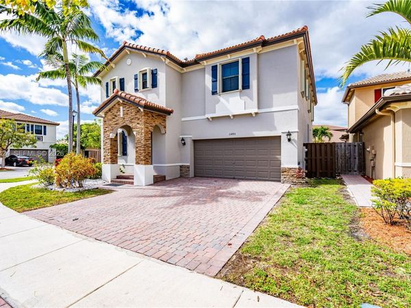 11495 SW 241st St, Homestead, FL 33032