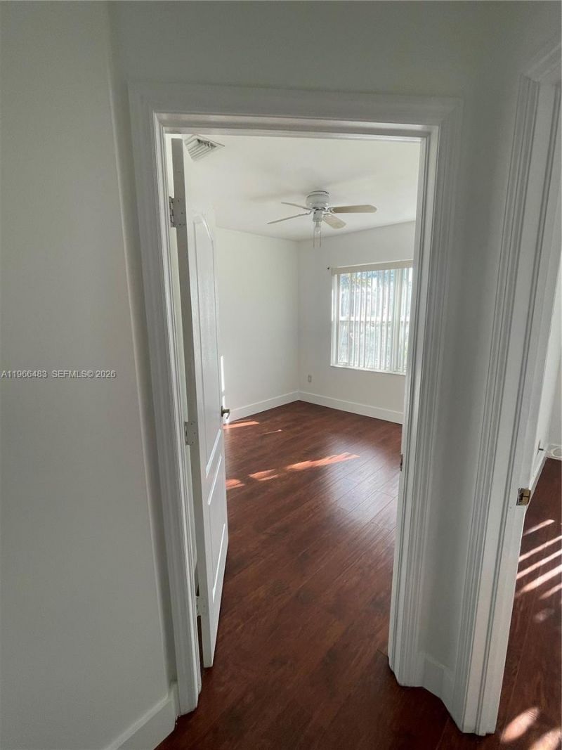 703 NE 195th St , Unit 703, Miami, FL 33179 Photo