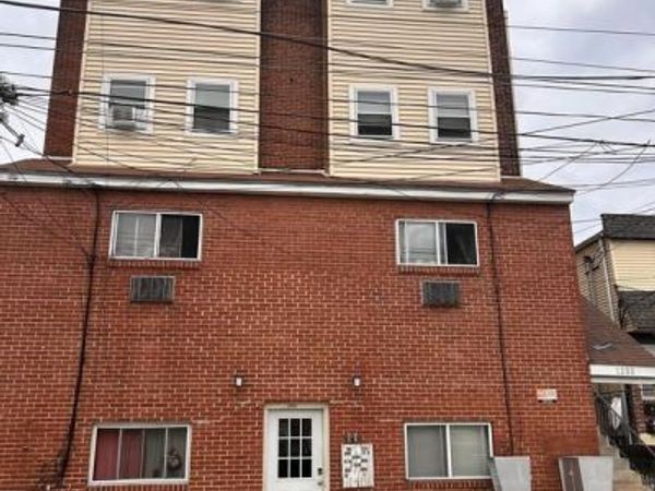 1200 E 9TH, Unit 102, EDDYSTONE, PA 19022