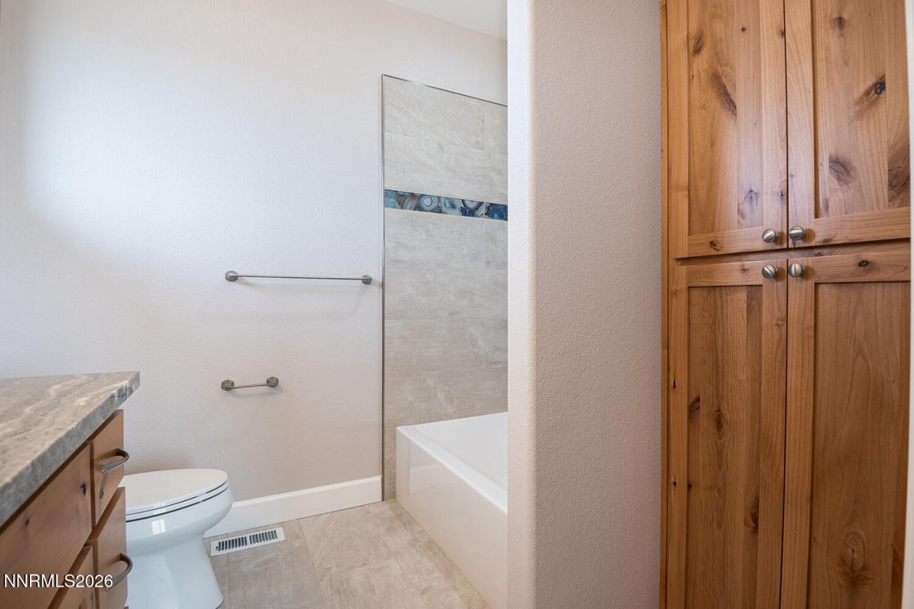 2037 East Valley Road, Minden, NV 89423 Photo