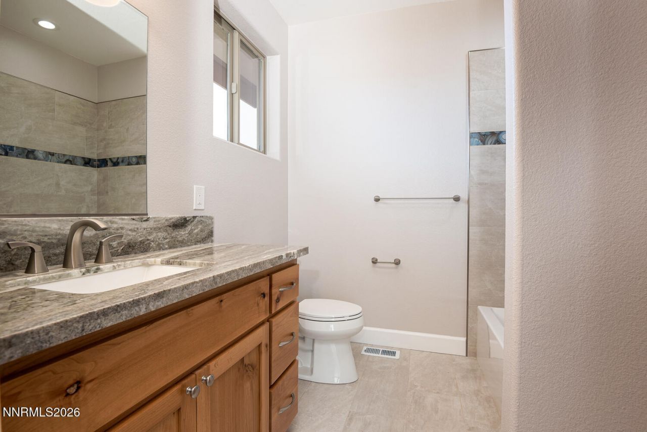 2037 East Valley Road, Minden, NV 89423 Photo