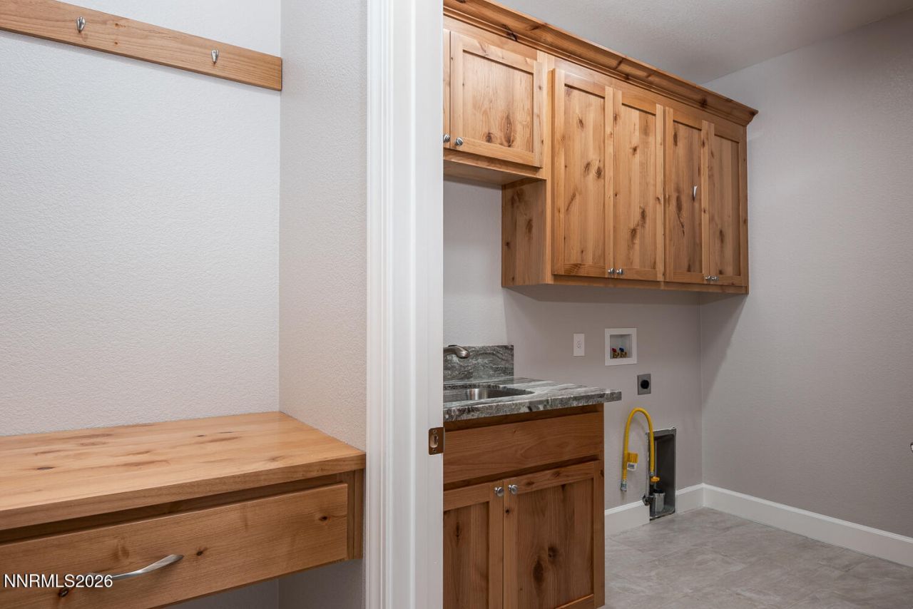 2037 East Valley Road, Minden, NV 89423 Photo