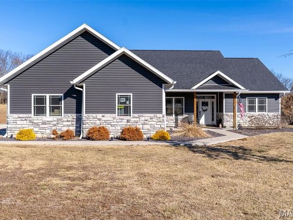 56900 Patriot Lane, New London, MO 63459