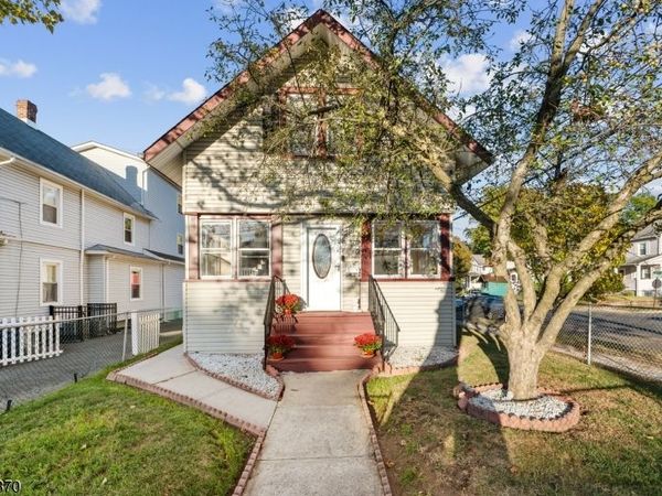 355 Bergen St, Plainfield, NJ 07063