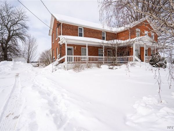 6040 Aiken Road, Lockport, NY 14094