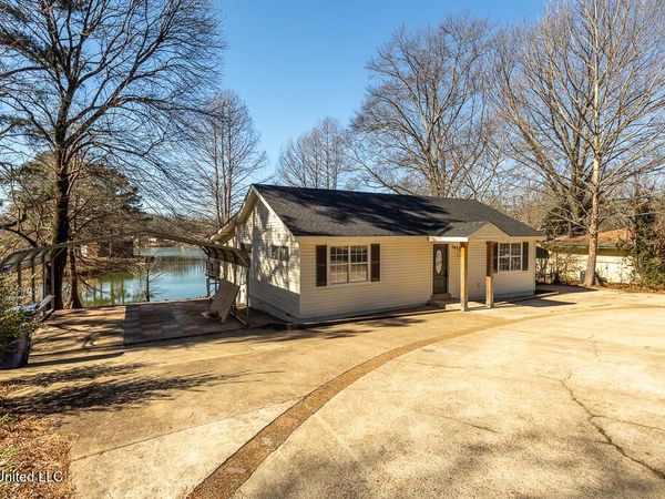 387 Black Bear Cove, Hernando, MS 38632