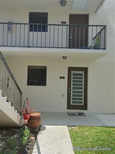 524 Osprey Dr, Unit 10B, Delray Beach, FL 33444 Photo