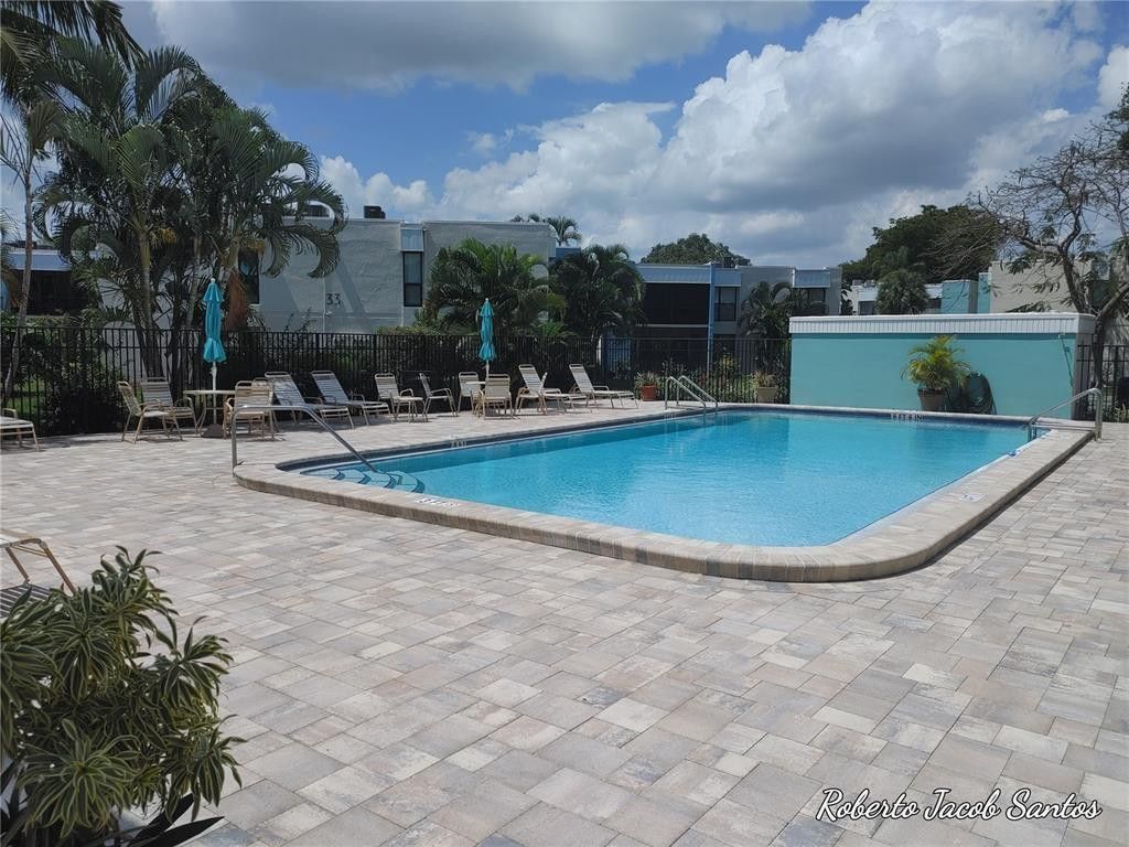 524 Osprey Dr, Unit 10B, Delray Beach, FL 33444 Photo