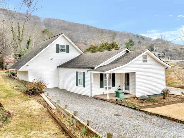 413 Lincoln Avenue SE, Fort Payne, AL 35967