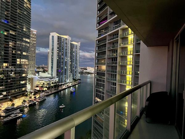 475 Brickell Ave, Unit 1715, Miami, FL 33131