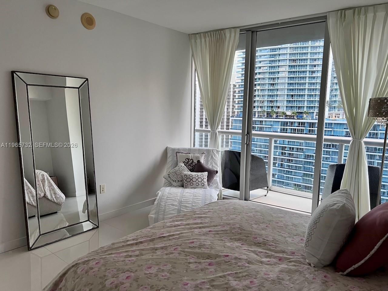 475 Brickell Ave, Unit 1715, Miami, FL 33131 Photo