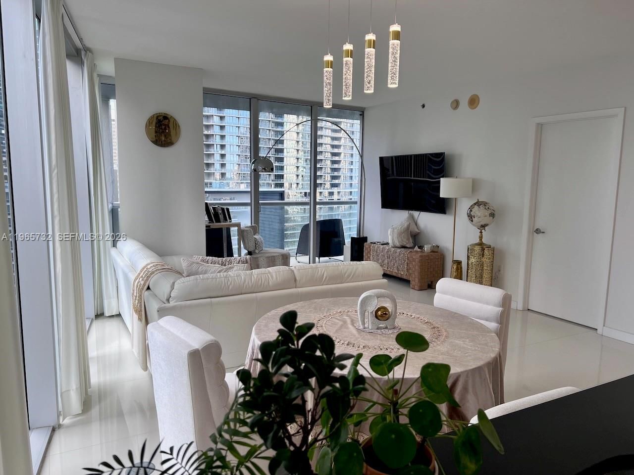 475 Brickell Ave, Unit 1715, Miami, FL 33131 Photo
