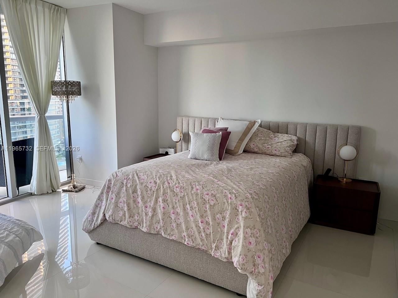 475 Brickell Ave, Unit 1715, Miami, FL 33131 Photo