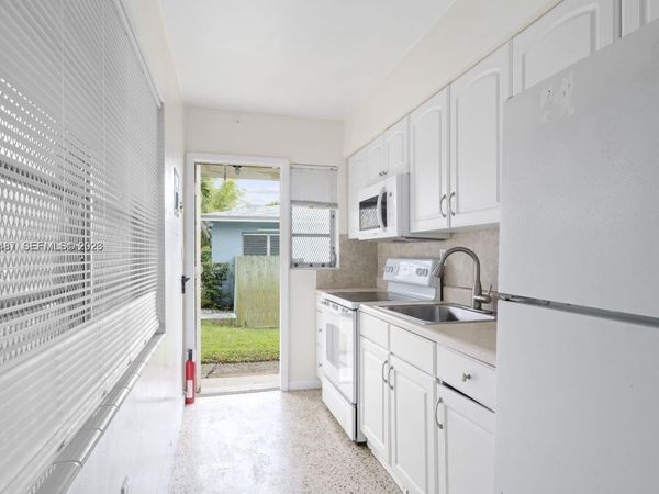 8885 NE 8th Ct, Unit A, Miami, FL 33138