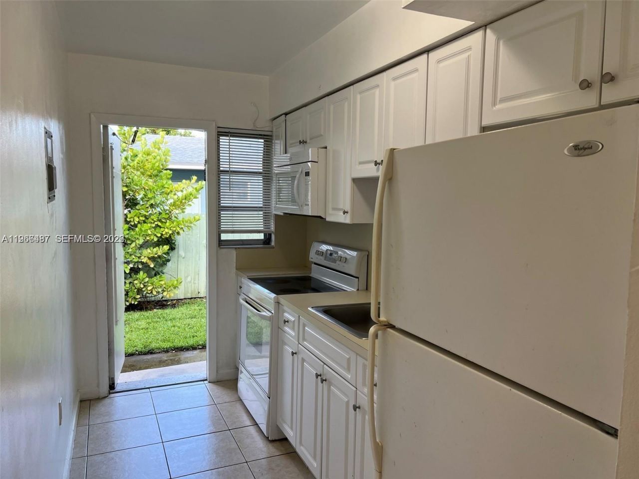 8885 NE 8th Ct, Unit A, Miami, FL 33138 Photo