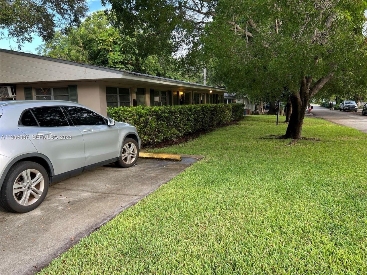 8885 NE 8th Ct, Unit A, Miami, FL 33138 Photo