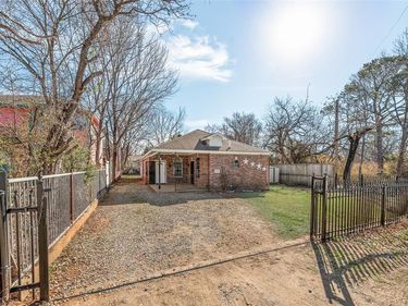 1732 Murdock, Dallas, TX 75217